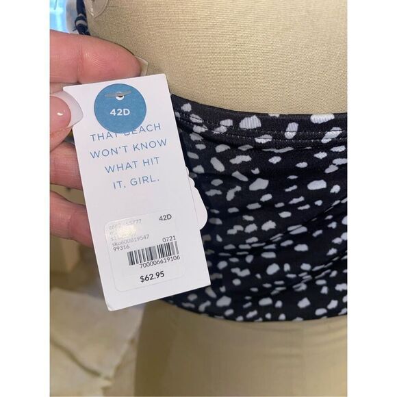 NWT Cacique Swim Top Sz. 42 D Long Line Lightly Lined Balconette Plus - Picture 8 of 8